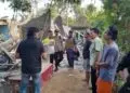 Pohon Tumbang Timpa Rumah di Teluknaga, Remaja Putri Tewas dan Dua Anak Luka-luka