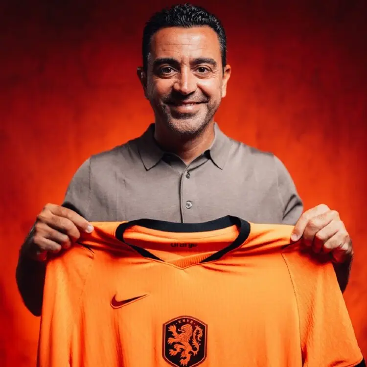 Xavi Hernandez Tangani Timnas Belanda