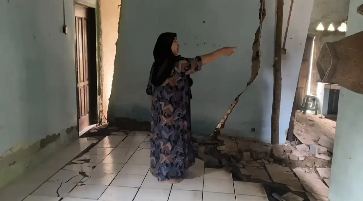 Biaya Jadi Kendala, Warga Cimarga Lebak Bertahan di Rumah Hampir Roboh Biaya Jadi Kendala, Warga Cimarga Lebak Bertahan di Rumah Hampir Roboh