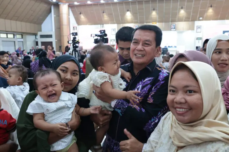 132 Bayi Penerima ASI Eksklusif di Kabupaten Tangerang Diwisuda