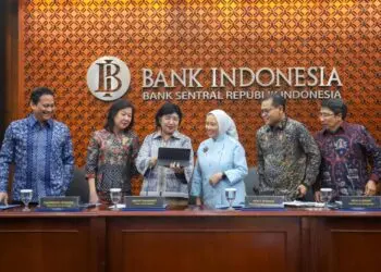 Tahan Suku Bunga, BI Perkuat Rupiah
