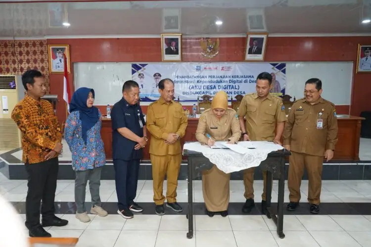 SOSIALISASI -- Dinas Kependudukan dan Pencatatan Sipil (Disdukcapil) Kabupaten Serang, menyosialisasikan program Aku Desa Digital. (ISTIMEWA)