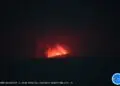 Ilustrasi erupsi Gunung Anak Krakatau di Selat Sunda. (ISTIMEWA)