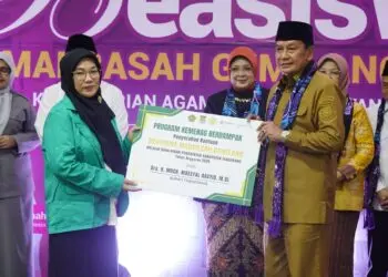 40 Guru Madrasah di Kabupaten Tangerang Dapat Beasiswa S1 Gratis