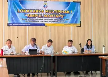 LOKAKARYA MULTIPIHAK -- Kepala Dinas Lingkungan Hidup, Kabupaten Lebak, Irvan Suyatupika, saat menggelar acara Lokakarya Mutlipihak I "SIMPUL MANTAPS", di Aula Sekretariat Daerah Kabupaten Lebak, Rabu (9/9/2026). (MULYANA/SATELITNEWS.COM)