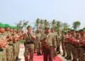 KUNJUNGAN -- Komandan Kodim (Dandim) 0601/Pandeglang Letkol Inf Fajar Aulia Futra, mendampingi kunjungan kerja Menteri Pertahanan Republik Indonesia Jenderal TNI (Purn) Sjafrie Sjamsoeddin ke Batalyon Teritorial Pembangunan (Yonif TP) 842/Badak Sakti (BS), Kampung Rancecet, Desa Rancapinang, Kecamatan Cimanggu, Kabupaten Pandeglang, Kamis (10/9/2026). (ISTIMEWA)