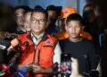 MENYAMPAIKAN KETERANGAN : Gubernur Banten Andra Soni menyampaikan keterangan kepada wartawan. (ADIB FAHRI/SATELITNEWS.COM)