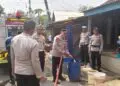 Polresta Tangerang Salurkan 3.000 Liter Air Bersih untuk Warga Sindang Panon