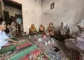 SAMBANGI KELUARGA -- 2 kasus dugaan TPPO Mencuat, Tim DKBPPPA Kabupaten Serang Sambangi Keluarga. (ISTIMEWA)