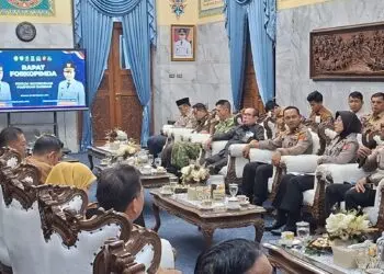 RAPAT KOORDINASI -- Dalam Rapat Forkopimda Kabupaten Serang, Erupsi GAK dan Kasus Asusila Jadi Pembahasan. (ISTIMEWA)