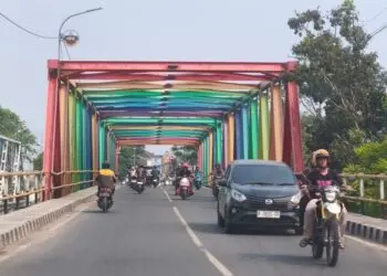 Warna Pelangi Jembatan Dipersoalkan FPI, Begini Respons Dinas PUPR Lebak