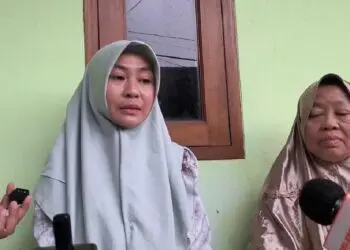 Istri Jurnalis Donal Husni Masih Berharap Keajaiban