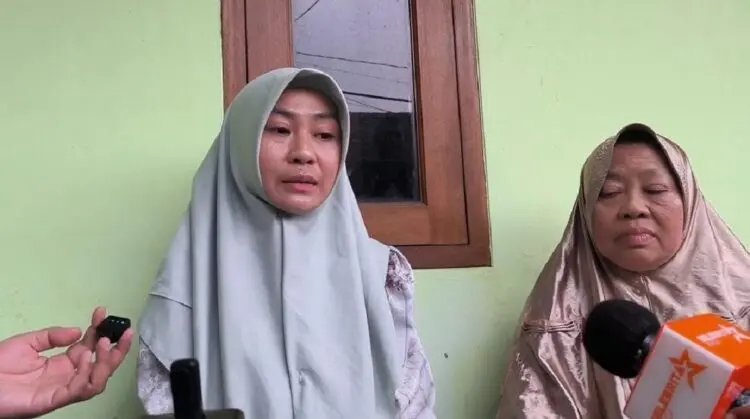 Istri Jurnalis Donal Husni Masih Berharap Keajaiban