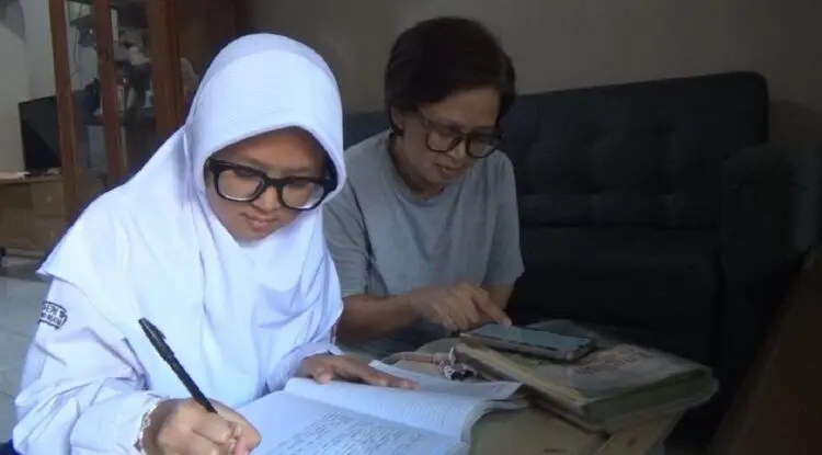 Sehari PJJ, Siswa di Tangerang Selatan Berharap Pembelajaran Tatap Muka