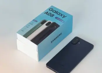 Samsung Galaxy A08 Resmi Hadirkan Baterai Besar 6.000 mAh