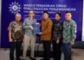 Dr Warsito Resmi Jabat Rektor UMT Periode 2025-2029