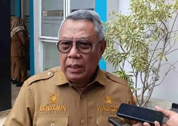 Wali Kota Tangsel Benyamin Davnie Sesalkan Kisruh YSH-UIN Jakarta