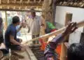 Kuras Sumur, Warga di Lebak Tertimbun Longsoran Tanah