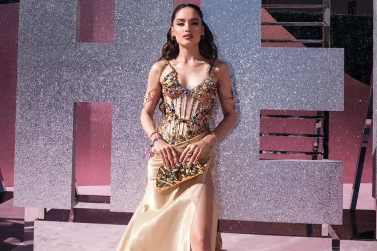 Pesona Cinta Laura di Victoria’s Secret 2026 LA: Anggun, Seksi, dan Berkelas