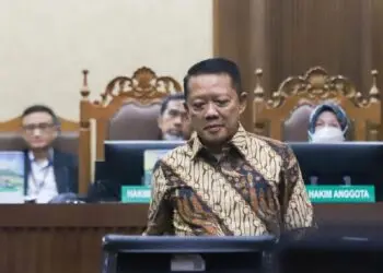 Mantan Jampidsus Febrie Didakwa Terima Rp346,7 M dan US$440.990