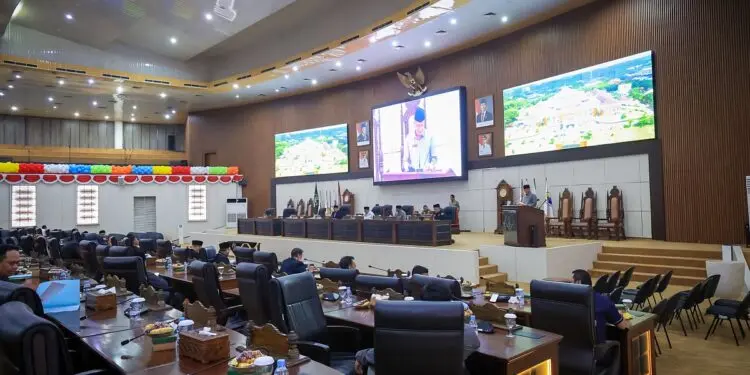 Tidak Kuorum, DPRD Banten Tunda Penetapan Raperda Pajak dan Retribusi Daerah
