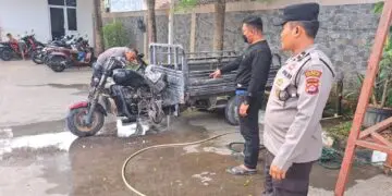 Motor Viar Terbakar Saat Isi BBM di SPBU Caringin Tangerang, Diduga Korsleting
