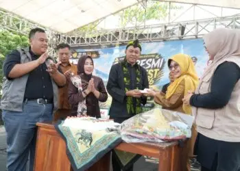 SUKARESMI AGRI FEST 2026 -- Bupati Pandeglang Raden Dewi Setiani, menghadiri dan membuka acara Sukaresmi Agri Fest 2026, di Alun-alun Kecamatan Sukaresmi, Senin (5/10/2026). (ISTIMEWA)