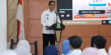Kepala DPMPTSP Kota Tangerang Dr. Ir. R. Sugihharto Achmad Bagdja. M.Si. menghadiri kegiatan Bimbingan Teknis (Bimtek) Laporan Kegiatan Penanaman Modal (LKPM). (ISTIMEWA)