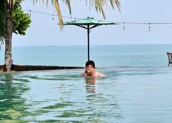WISATA ANYER -- Suasana lokasi wisata Anyer, Kabupaten Serang. (ISTIMEWA)