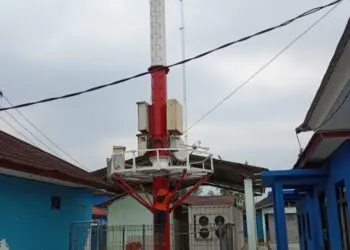 SIRINE TSUNAMI : Sirine tsunami terpasang di Kecamatan Labuan, Kabupaten Pandeglang, Senin (12/10/2026). Alat tersebut akan dibunyikan, apabila terjadi tsunami di Selat Sunda. (ISTIMEWA)