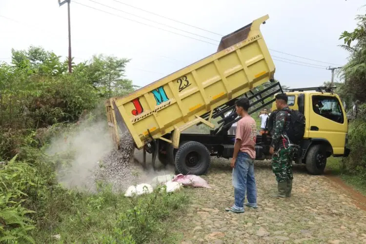 TMMD Buka Akses Situs Cibedug Lebak, Jalan 1,4 Km Mulai Dibangun