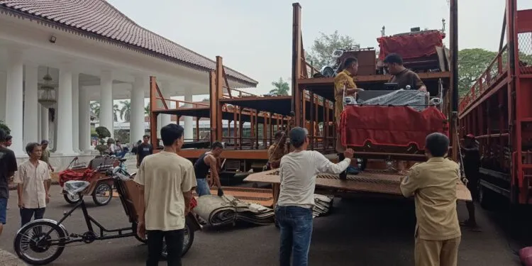 BANTUAN BECAK -- Pemerintah Kabupaten (Pemkab) Serang, mendapatkan alokasi 190 unit becak listrik dari program bantuan Presiden Republik Indonesia, Senin (19/10/2026). (ISTIMEWA)