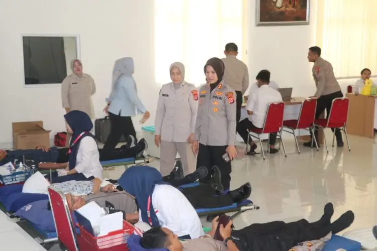 Anggota Polres Lebak Donor Darah untuk Kemanusiaan