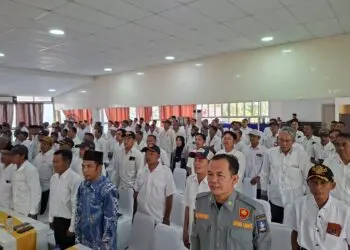 PENINGKATAN KAPASITAS -- Sebanyak 326 Satlinmas, tengah mengikuti kegiatan peningkatan kapasitas oleh Satpol PP Kabupaten Serang. (ISTIMEWA)