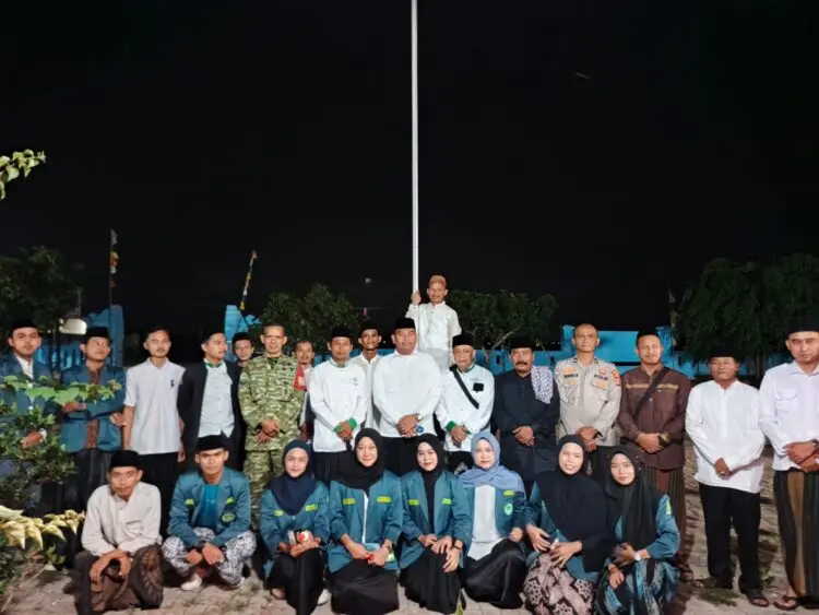 PERINGATAN HSN -- Memperingati Hari Santri Nasional (HSN) Tahun 2026, tingkat Kecamatan Binuang, Musyawarah Pimpinan Kecamatan (Muspika) Binuang bersama Majelis Wakil Cabang Nahdlatul Ulama (MWC NU) Kecamatan Binuang, menggerakkan badan otonom (Banom) NU dan berbagai elemen masyarakat untuk mengikuti kegiatan napak tilas, Festival Kreasi Pawai Obor, serta ziarah ke makam sesepuh ulama Binuang, Abuya Mustaya. (ISTIMEWA)
