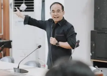Anggota Komisi V DPRD Banten, Yeremia Mendrofa. (ISTIMEWA)