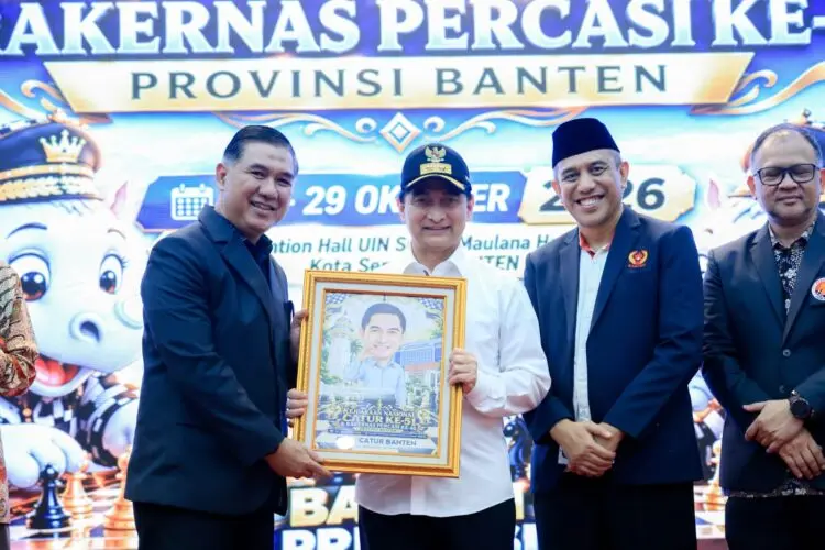 PEMBUKAAN -- Wagub Banten Achmad Dimyati Natakusumah, membuka kegiatan Kejurnas Catur ke 51, Jumat (23/10/2026). (ISTIMEWA)