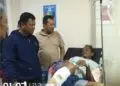 DIRAWAT -- Korban diterkam buaya, warga Desa Banyuasih, Kecamatan Cigeulis, Kabupaten Pandeglang, dirawat di Puskesmas. (ISTIMEWA)