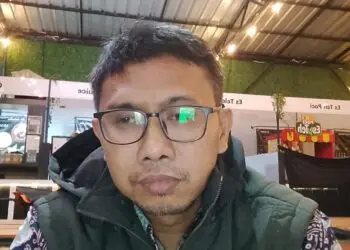 Guru Besar Kebijakan Publik dan Lingkungan Universitas Serang Raya (Unsera), Delly Maulana. (ISTIMEWA)