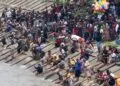 BEDOLAN PAMARAYAN -- Masyarakat sekitar, tampak antusias mengikuti kegiatan Bedolan Pamarayan, di Kabupaten Serang, Sabtu (17/10/2026) lalu. (ISTIMEWA)