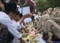 Rayakan Hari Santri Nasional 2026, Ribuan Santri di Lebak Murak Liwet Bersama