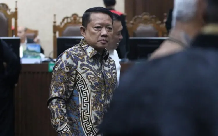 Persoalkan Kejelasan Dakwaan, Eks Jampidsus Minta Dibebaskan