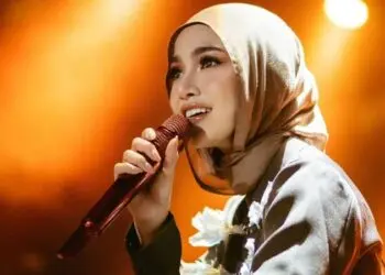 Tampil Berhijab di Banda Aceh, Penampilan Mahalini Jadi Sorotan