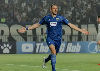 Dua Gol Balsa Antar Persib Taklukkan Melbourne Victory, Kokoh di Puncak Klasemen