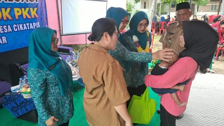 PKK Lebak Bidik Cikatapis Jadi Desa Percontohan