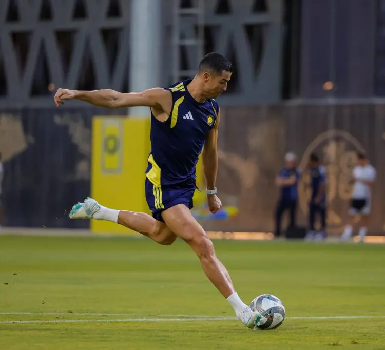 Sanksi Super Ringan untuk Ronaldo