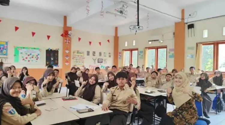 Pemkab Tangerang Berencana Perluas Sekolah Gratis ke Madrasah Swasta