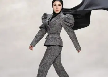 Syahrini: Lebih Sering Tanpa Bulu Mata Kalau Di Rumah