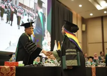 1.064 Orang Diwisuda, Lulusan UNIS Tangerang Didorong Berwiraswasta