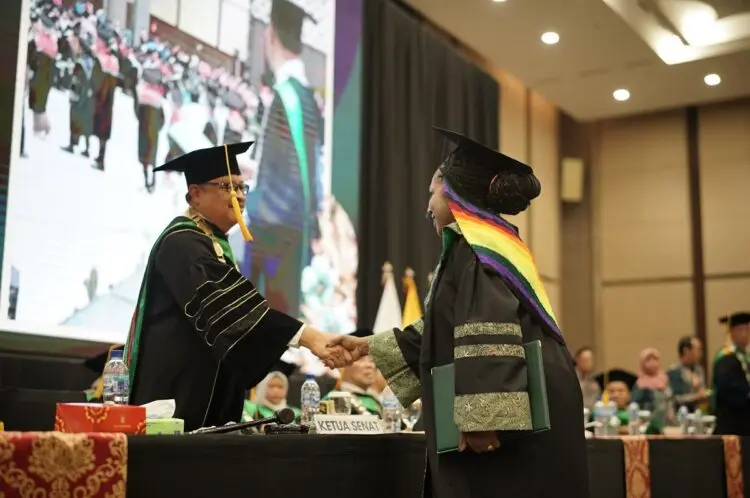 1.064 Orang Diwisuda, Lulusan UNIS Tangerang Didorong Berwiraswasta